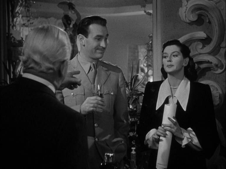 Кадр из фильма Она не сказала "да" / She Wouldn't Say Yes (1945)