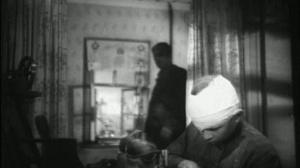 Кадры из фильма Мальчик с окраины (1947)