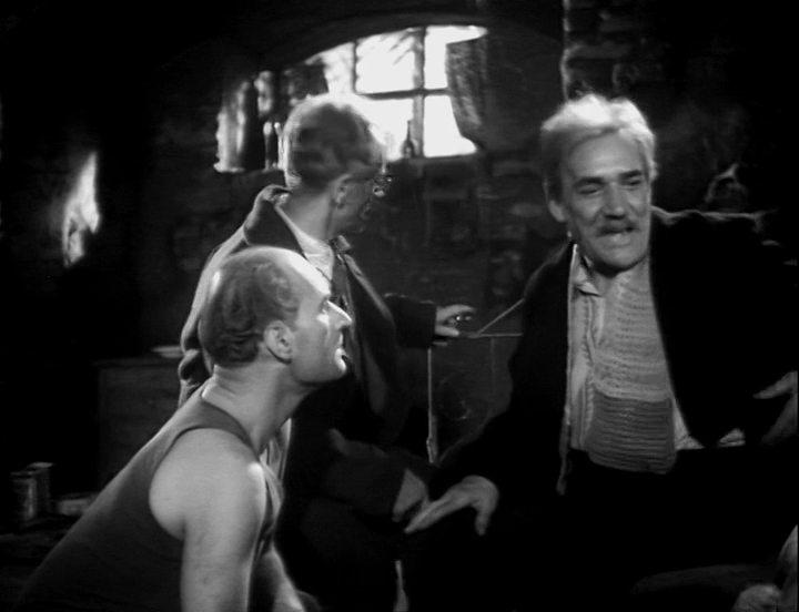 Кадр из фильма Подвиг разведчика (1947)