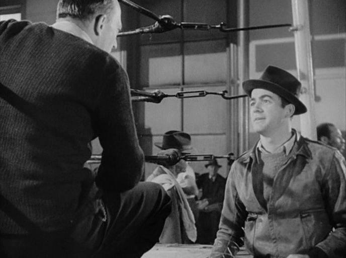 Кадр из фильма Улица без названия / The Street with No Name (1948)