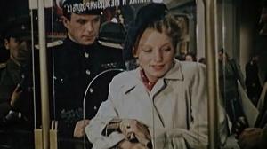 Кадры из фильма Поезд идёт на восток (1948)