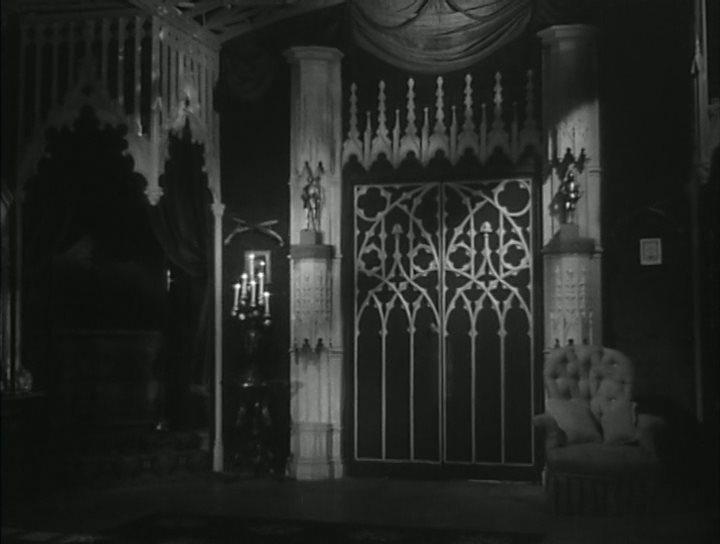 Кадр из фильма Двуглавый орел / L'Aigle à deux têtes (1948)