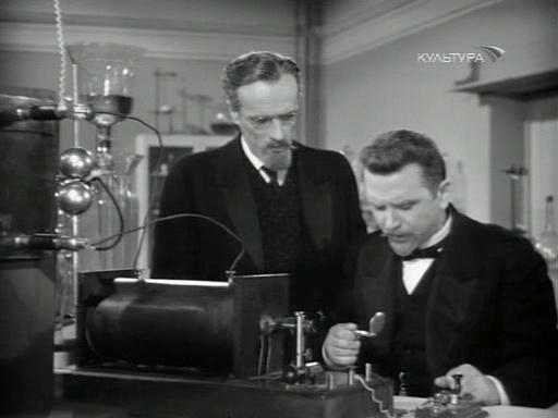 Кадр из фильма Александр Попов (1949)