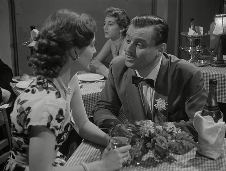 Кадр из фильма Давай повеселимся / Lets go crazy (1951)