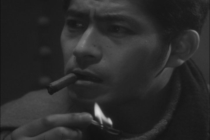 Кадр из фильма Идиот / Hakuchi (1951)