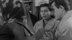 Кадры из фильма Рим в 11 часов / Roma, ore 11 (1952)