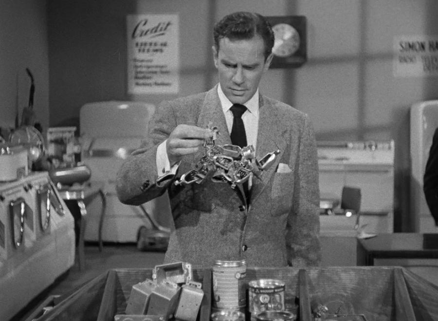 Кадр из фильма Магнитный монстр / The Magnetic Monster (1953)