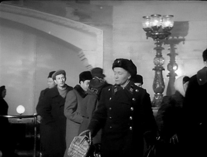Кадр из фильма Алёша Птицын вырабатывает характер (1953)