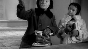 Кадры из фильма Алёша Птицын вырабатывает характер (1953)