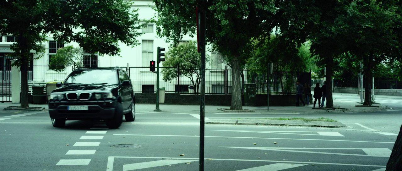 Кадр из фильма Незнакомец / El desconocido (2015)
