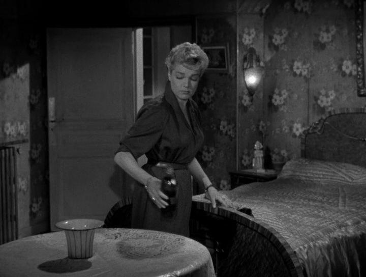Кадр из фильма Дьяволицы / Les diaboliques (1954)
