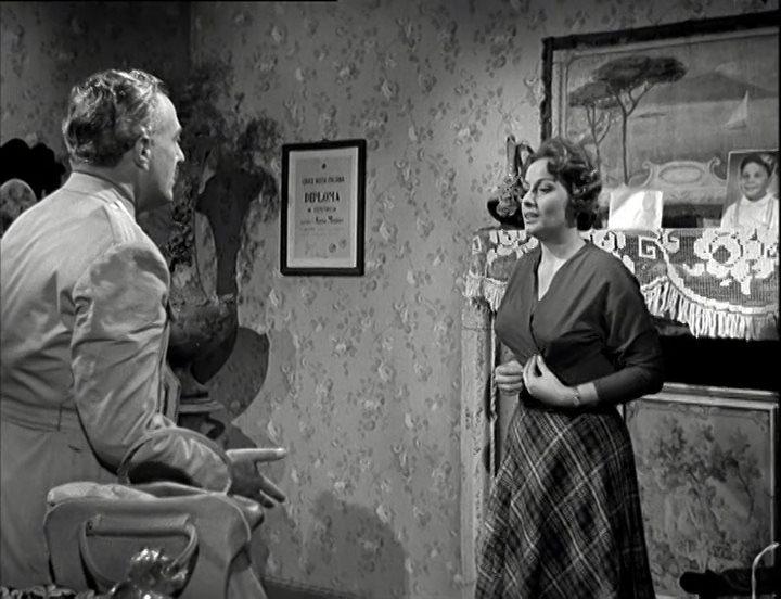 Кадр из фильма Хлеб, любовь и ревность / Pane, amore e gelosia (1954)