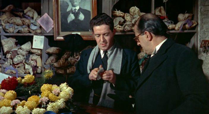 Кадр из фильма Цена денег / Value for Money (1955)
