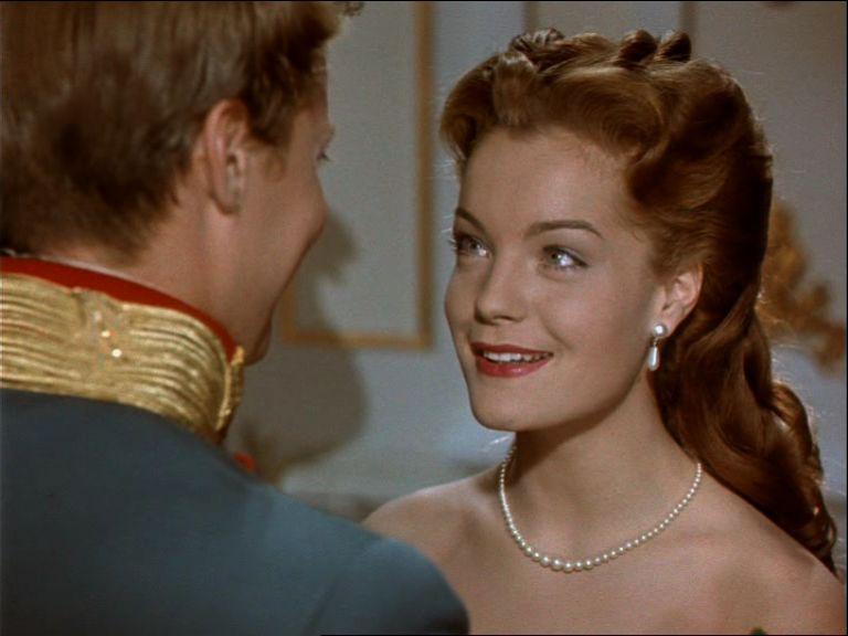 Кадр из фильма Сисси, Сисси - молодая императрица, Сисси: Трудные годы императрицы / Sissi - Die junge Kaiserin (1955)