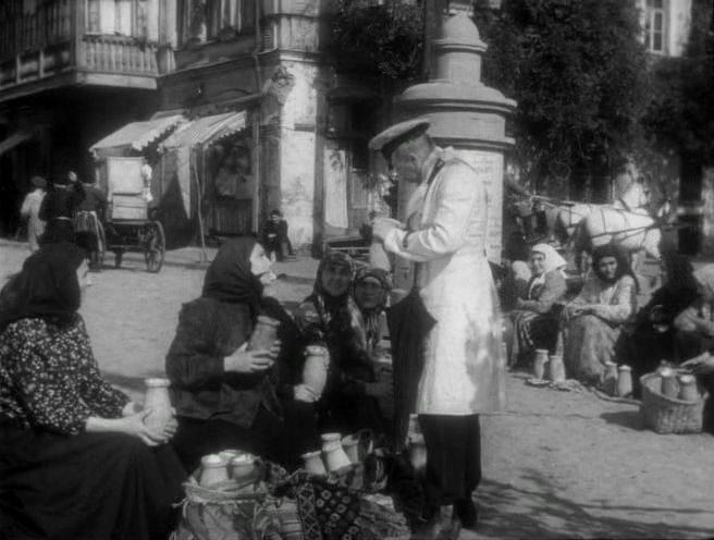 Кадр из фильма Лурджа Магданы (1956)