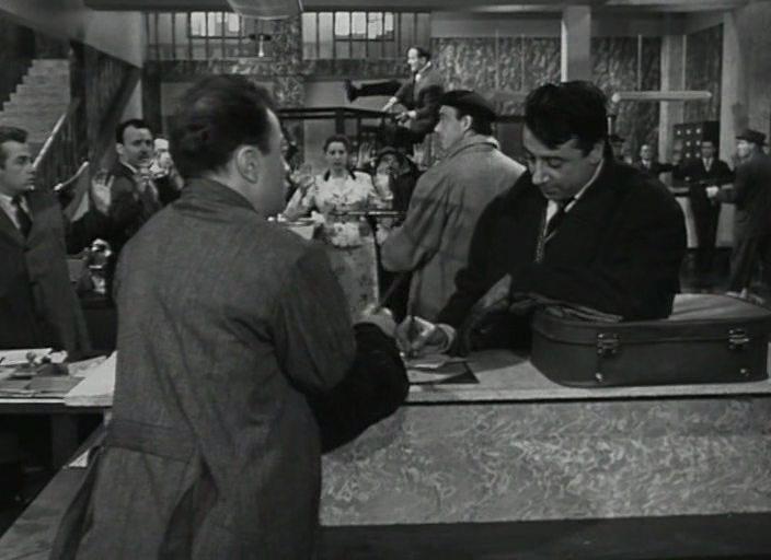 Кадр из фильма Банда отца (Папина банда) / La bande à papa (1956)