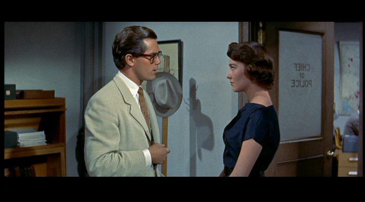 Кадр из фильма Поцелуй перед смертью / A Kiss Before Dying (1956)