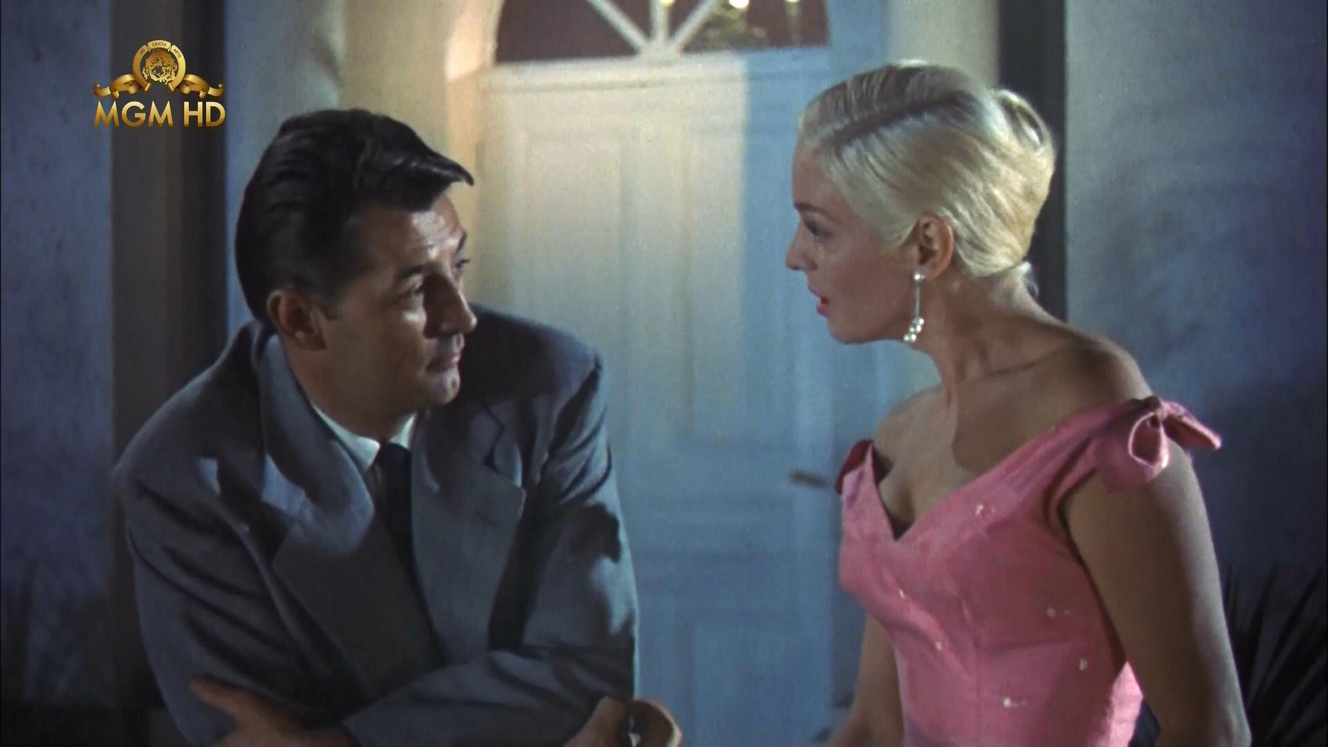 Кадр из фильма Иностранная интрига / Foreign Intrigue (1956)