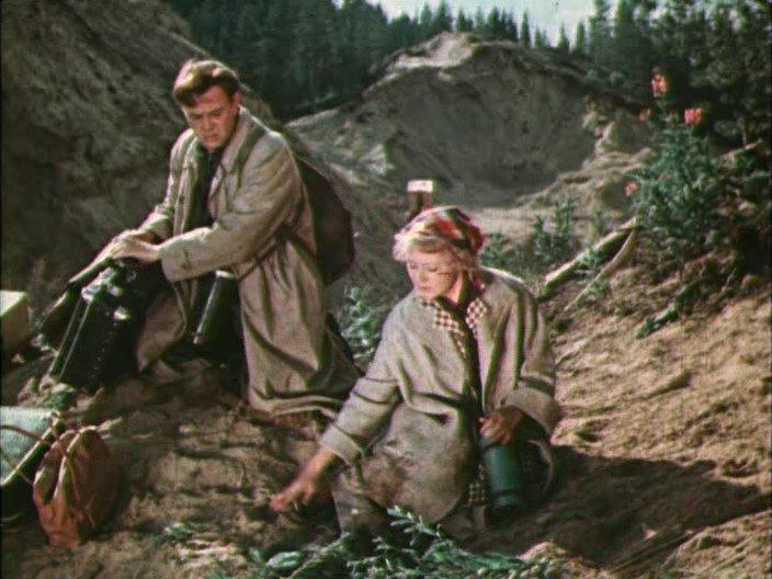 Кадр из фильма Медовый месяц (1956)