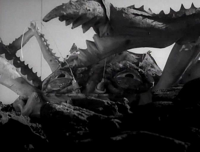 Кадр из фильма Атака Крабов-Монстров / Attack of the Crab Monsters (1957)