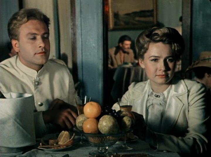 Кадр из фильма Хождение по мукам. Сёстры (1957)
