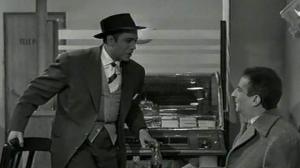 Кадры из фильма Совершенно некстати / Comme un cheveu sur la soupe (1957)