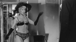 Кадры из фильма Натали / Dracula (1957)