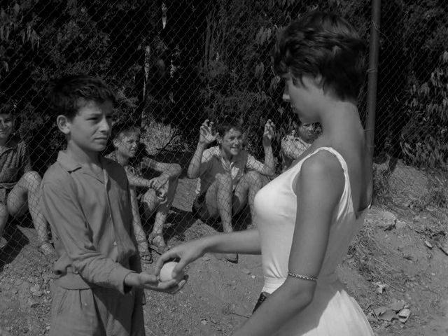 Кадр из фильма Сорванцы / Les mistons (1957)