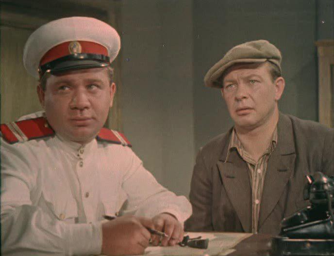 Кадр из фильма Улица полна неожиданностей (1958)