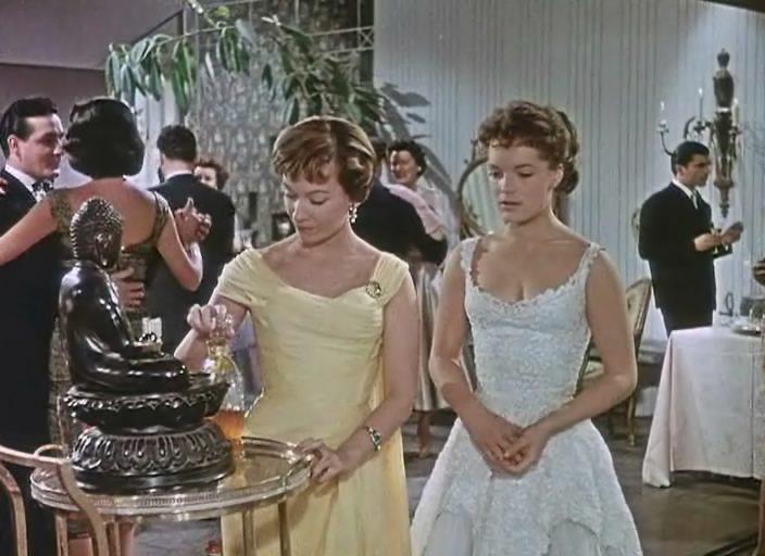 Кадр из фильма Скамполо / Scampolo (1958)