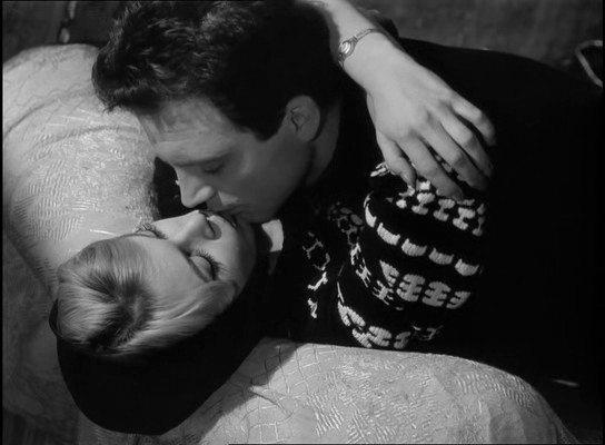 Кадр из фильма В случае несчастья / En cas de malheur (1958)