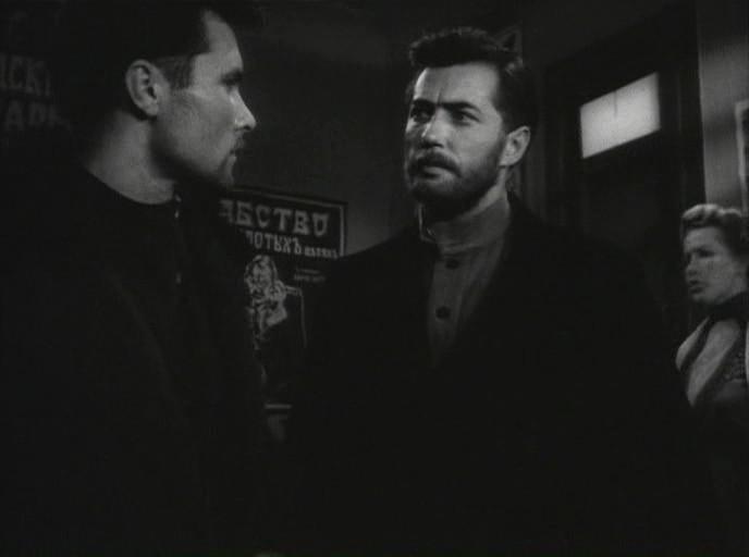 Кадр из фильма Золотой эшелон (1959)
