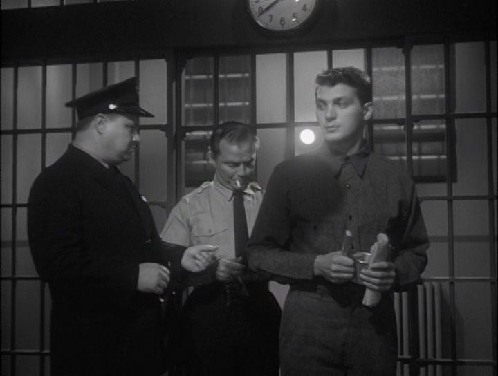 Кадр из фильма Последняя миля / The Last Mile (1959)