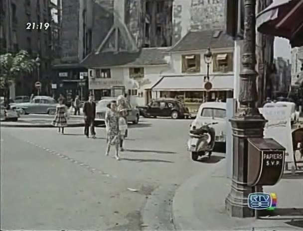 Кадр из фильма Слабые женщины / Faibles Femmes (1959)