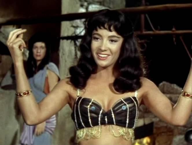 Кадр из фильма Легионы Клеопатры / Le legioni di Cleopatra (1959)