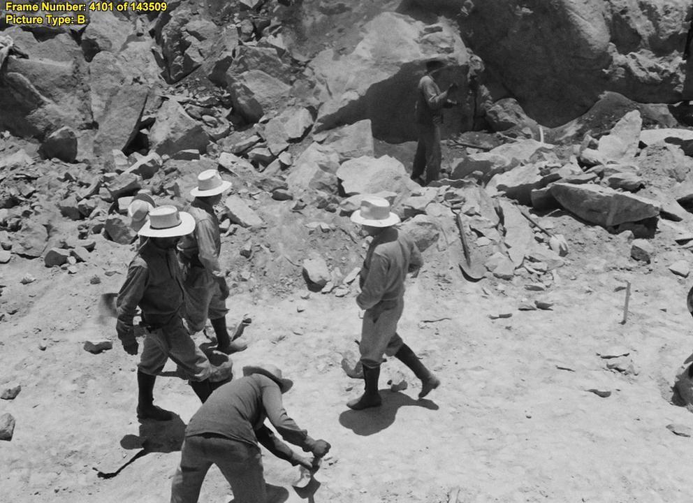 Кадр из фильма Лихорадка приходит в Эль-Пао / La fièvre monte à El Pao (1959)