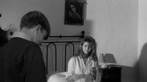 Кадры из фильма Девушка с чемоданом / La ragazza con la valigia (1960)