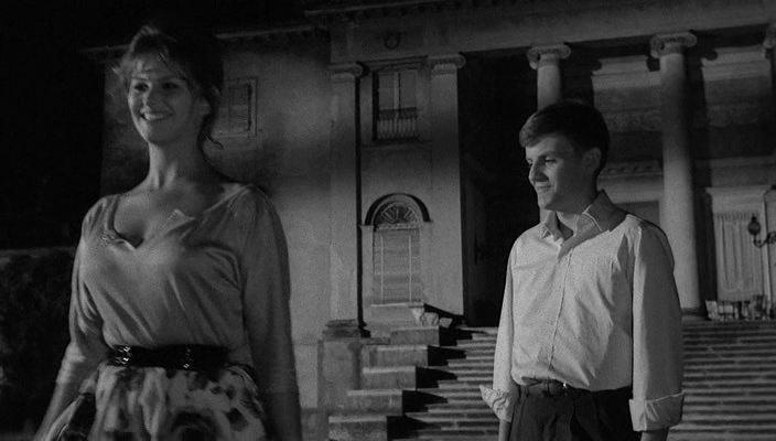 Кадр из фильма Девушка с чемоданом / La ragazza con la valigia (1960)