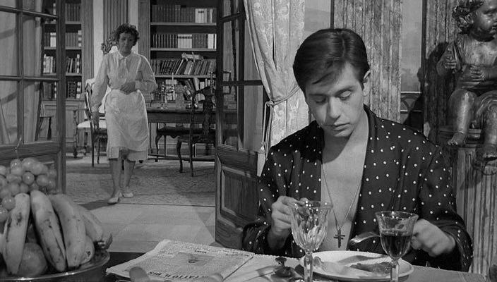 Кадр из фильма Девушка с чемоданом / La ragazza con la valigia (1960)
