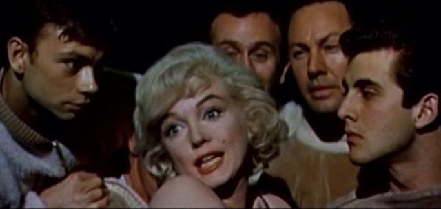 Кадр из фильма Займемся любовью / Let`s Make Love (1960)