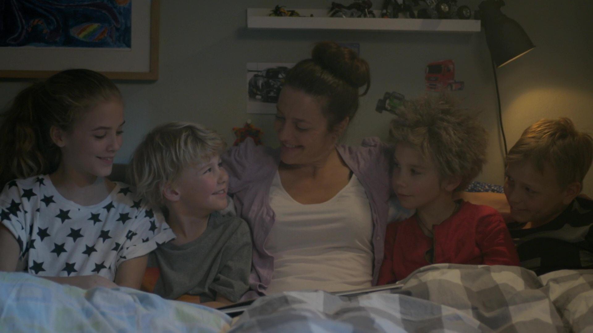 Кадр из фильма Рождественская семья / Familien Jul (2014)