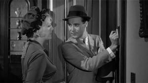 Кадры из фильма Тридцать три несчастья / The Notorious Landlady (1962)