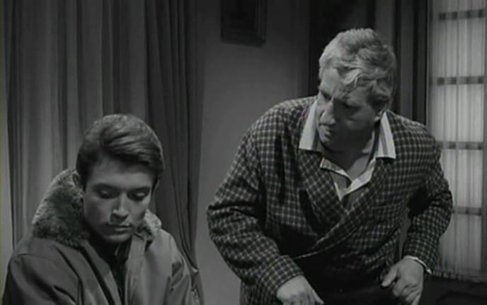 Кадр из фильма Ограбление по-итальянски / Colpo gobbo all'italiana (1962)