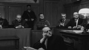Кадры из фильма Седьмой присяжный / Le septième juré (1962)