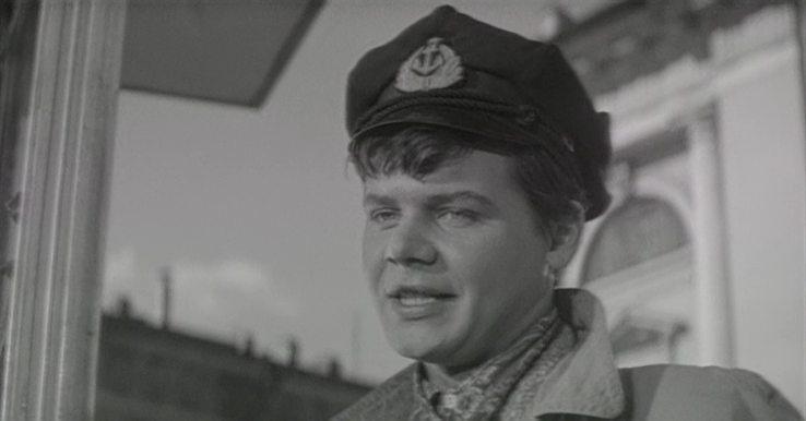 Кадр из фильма Когда разводят мосты (1962)