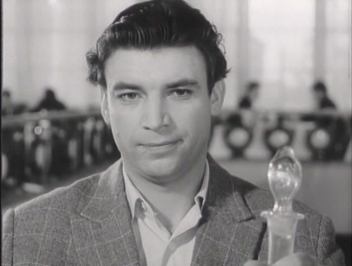 Кадр из фильма Цветок на камне (1962)