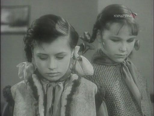 Кадр из фильма Среди добрых людей (1962)