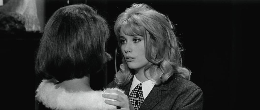 Кадр из фильма Порок и добродетель / Le vice et la vertu (1963)
