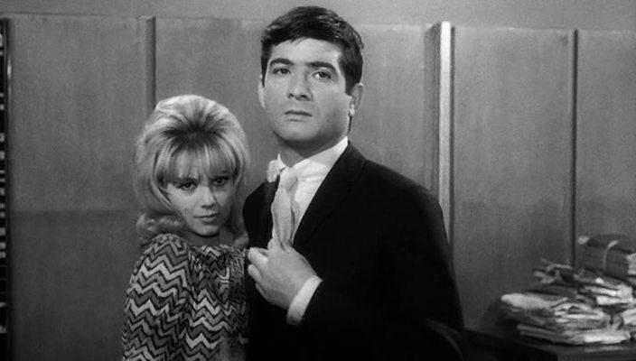 Кадр из фильма Цепная реакция / Carambolages (1963)