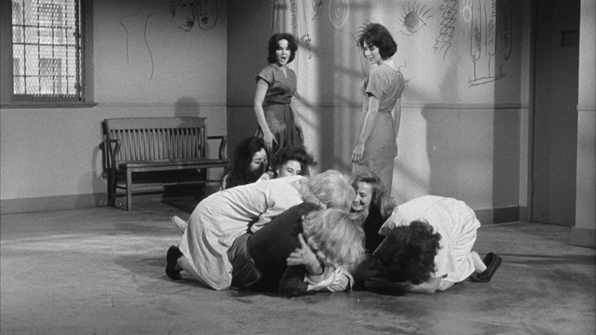 Кадр из фильма Шоковый Коридор / Shock Corridor (1963)